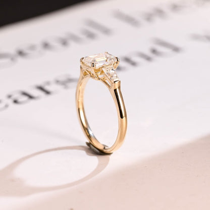 Stunning 1.0 - 2.0 CT Emerald Moissanite Engagement Ring with Three Stone Design 6