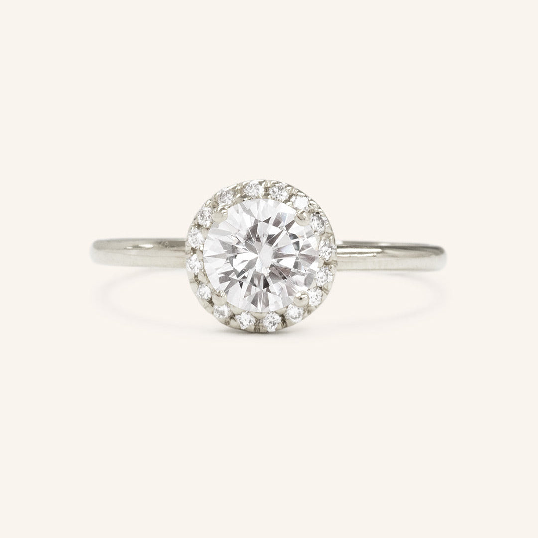 AGL042